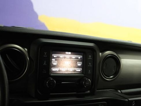 Used 2020 Jeep Wrangler Sport AWD/4WD image 17