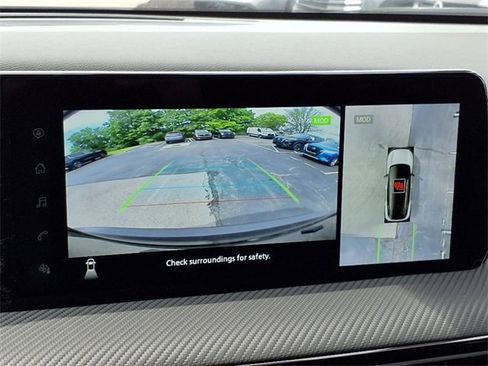 New 2025 Nissan Kicks SR image 13