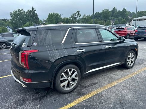 Used 2022 Hyundai Palisade Limited w/ Winter Package AWD/4WD image 6