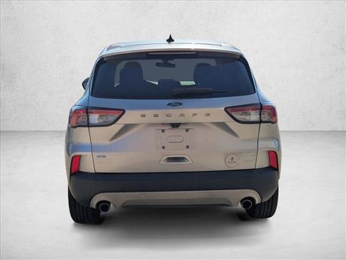 Used 2020 Ford Escape SE image 7