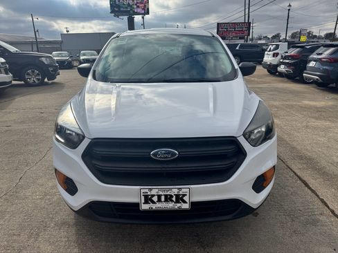 Used 2019 Ford Escape S image 8