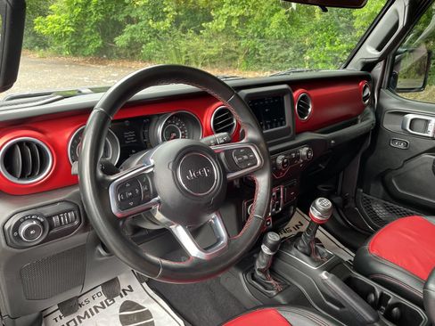 Used 2020 Jeep Wrangler Unlimited Rubicon AWD/4WD image 31