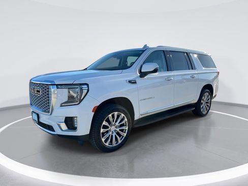 Used 2023 GMC Yukon XL Denali w/ Max Trailering Package AWD/4WD image 1