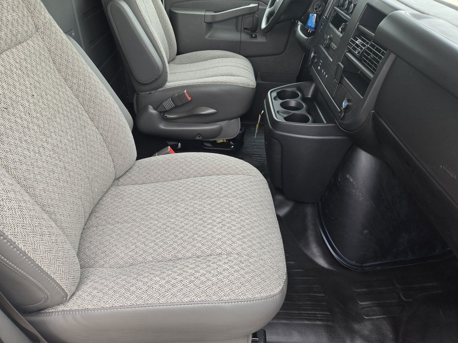 New 2025 Chevrolet Express 2500 w/ Driver Convenience Package RWD image 10