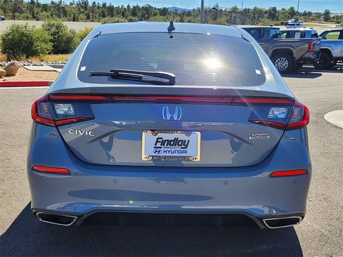 Used 2023 Honda Civic Sport Touring image 5