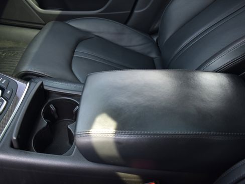 Used 2017 Audi S6 Prestige w/ S6 Sport Package image 21