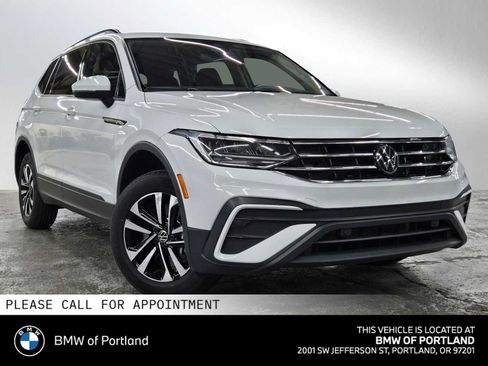Used 2024 Volkswagen Tiguan S FWD image 1