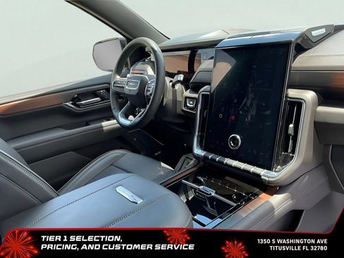 Certified 2025 GMC Yukon Denali RWD image 17