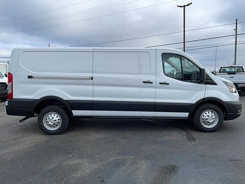 Used 2024 Ford Transit 250 Low Roof AWD w/ Interior Upgrade Package image 5