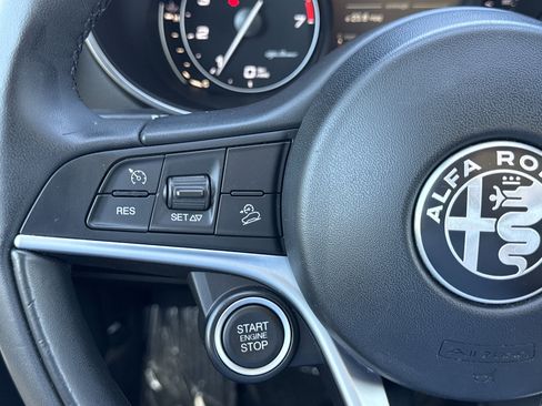 Used 2019 Alfa Romeo Stelvio Ti image 15