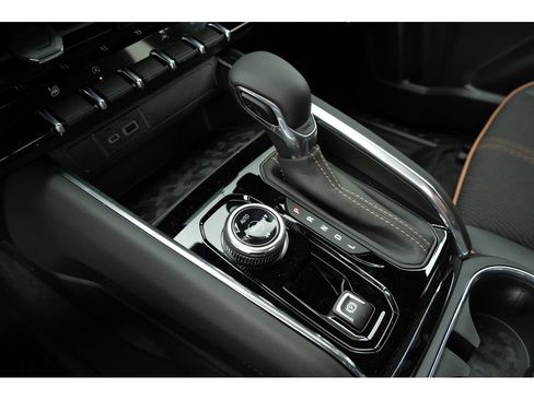 New 2026 GMC Canyon AT4 AWD/4WD image 24