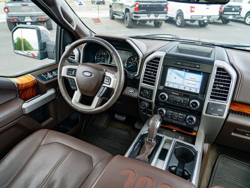 Used 2016 Ford F150 King Ranch w/ Equipment Group 601A Luxury AWD/4WD image 29