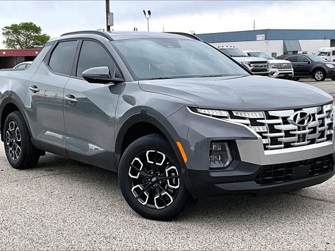 Used 2023 Hyundai Santa Cruz SEL Premium AWD/4WD image 37