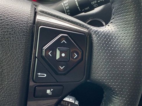 Used 2023 Toyota 4Runner TRD Off-Road Premium image 19