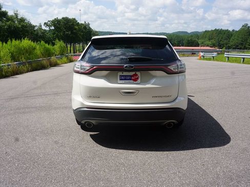 Used 2015 Ford Edge Titanium w/ Equipment Group 301A FWD image 20