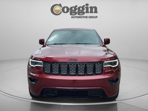 Used 2020 Jeep Grand Cherokee Altitude image 8