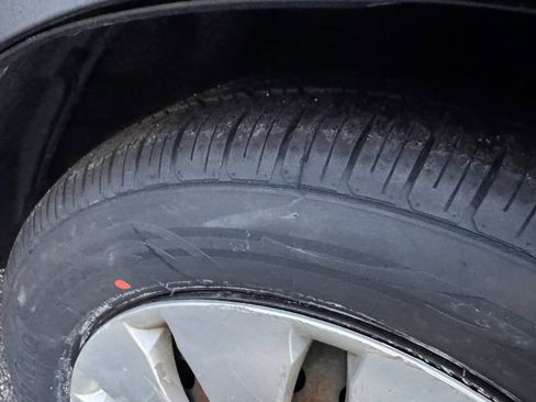 Used 2011 Honda Accord LX image 8