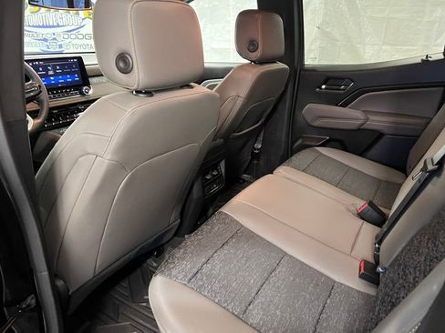 Used 2024 Chevrolet Colorado ZR2 image 40