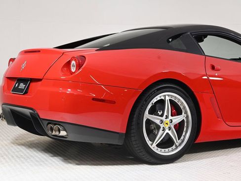 Used 2011 Ferrari 599 GTB Fiorano image 25