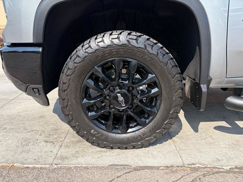 Used 2026 Chevrolet Silverado 3500 LT w/ Trail Boss Package AWD/4WD image 21