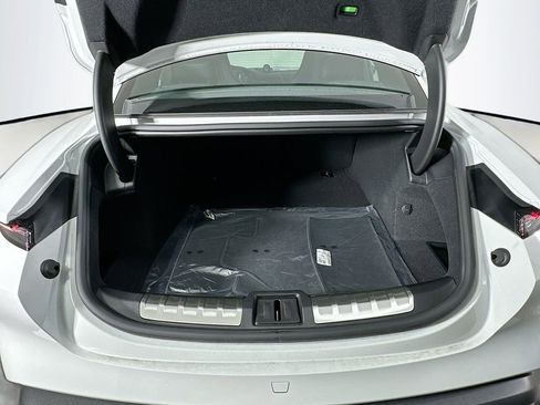 New 2025 Porsche Taycan 4S image 27