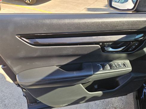 Used 2025 Honda CR-V EX-L image 14