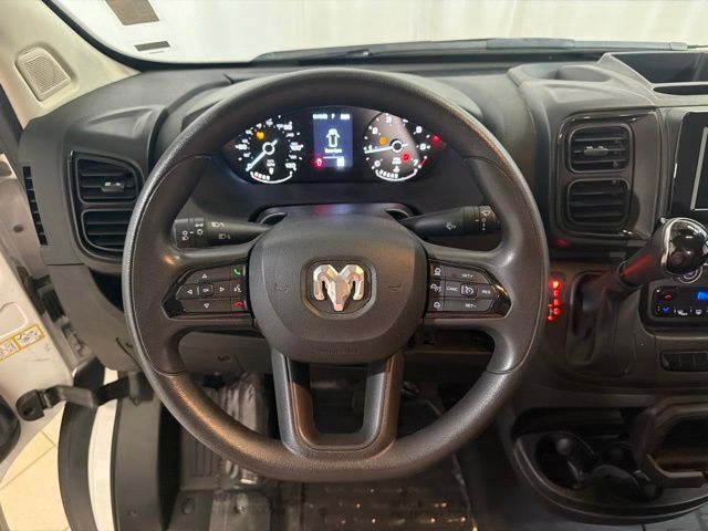Used 2025 RAM ProMaster 2500 w/ Convenience Group FWD image 12