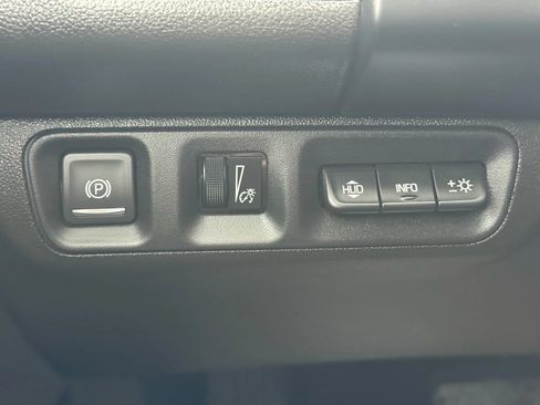 Used 2022 GMC Acadia Denali w/ Denali Ultimate Package image 48