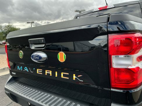 Used 2022 Ford Maverick Lariat w/ Lariat Luxury Package image 24