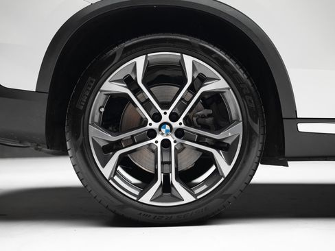 Used 2024 BMW X5 sDrive40i w/ Premium Package RWD image 38