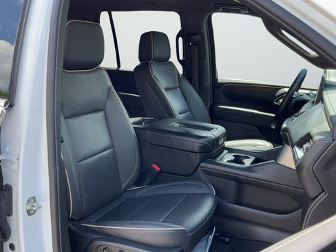 Used 2024 Chevrolet Tahoe Premier RWD image 20