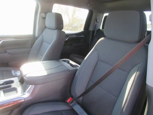 New 2026 GMC Sierra 1500 Elevation image 14