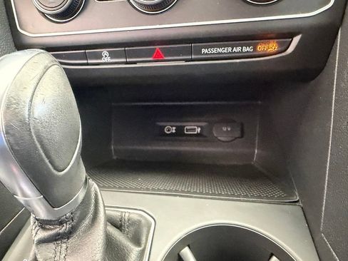 Used 2019 Volkswagen Atlas SE FWD image 46