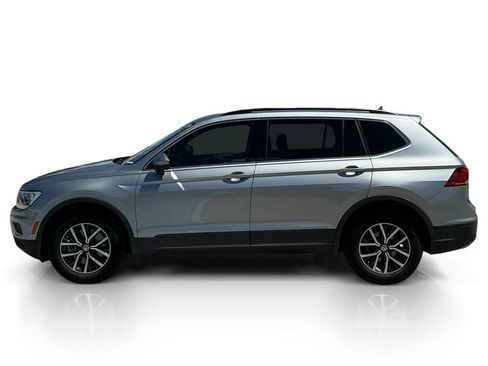 Used 2019 Volkswagen Tiguan SE FWD image 4