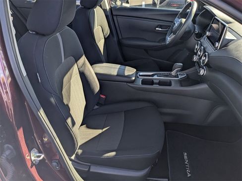 Used 2024 Nissan Sentra SV image 38