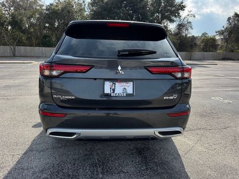 New 2025 Mitsubishi Outlander SE image 7