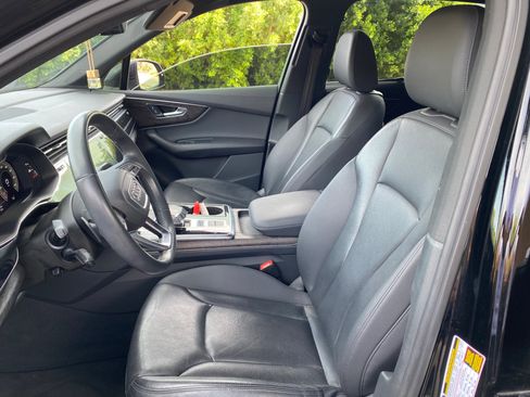 Used 2021 Audi Q7 2.0T Premium Plus w/ Executive Package image 23