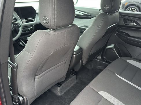 Certified 2025 Chevrolet TrailBlazer LS w/ LS Convenience Package image 12