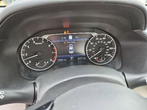 Used 2024 Nissan Altima 2.5 SV w/ SV Premium Package FWD image 21