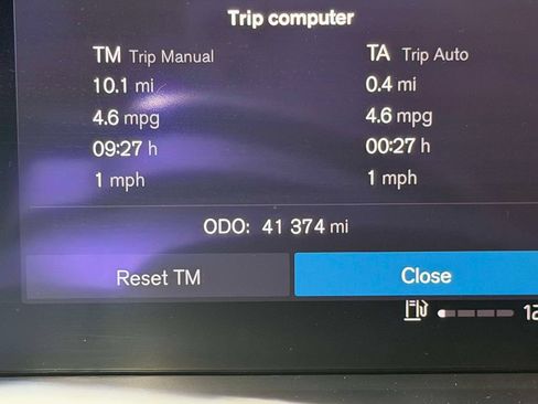 Used 2023 Volvo XC90 B6 Plus AWD/4WD image 39