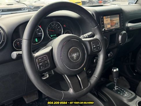 Used 2018 Jeep Wrangler Unlimited Sport AWD/4WD image 16