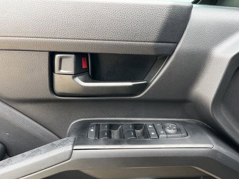 Used 2026 Toyota Tacoma SR image 9