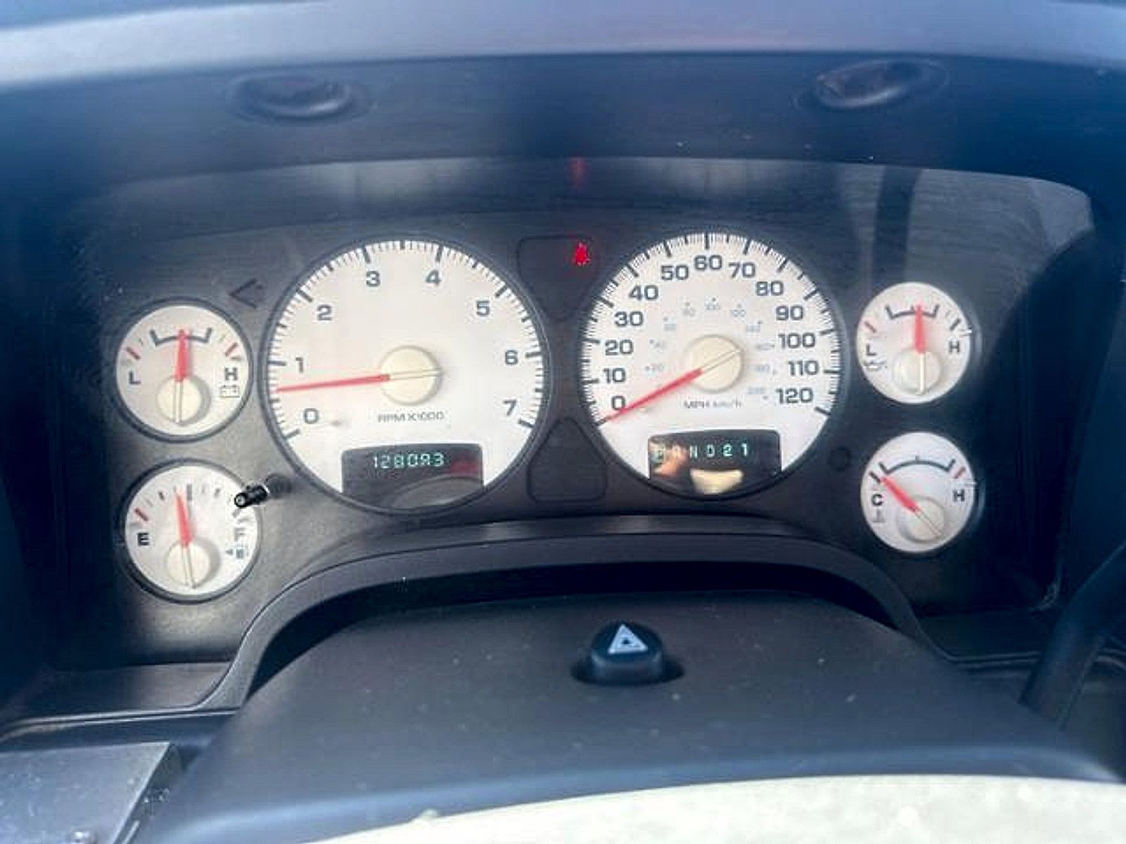 Used 2005 Dodge Ram 2500 Truck ST w/ Trailer Tow Group AWD/4WD image 22