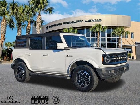 Used 2022 Ford Bronco Outer Banks image 1