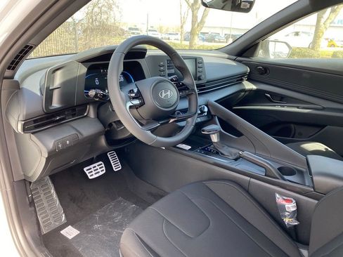 New 2026 Hyundai Elantra Sport FWD image 9