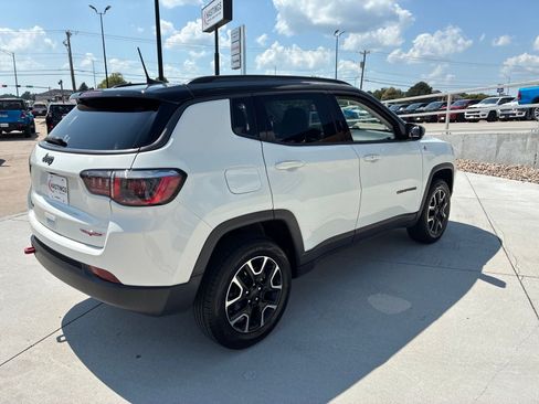 Used 2020 Jeep Compass Trailhawk AWD/4WD image 6