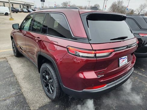New 2026 Jeep Grand Cherokee Altitude AWD/4WD image 4