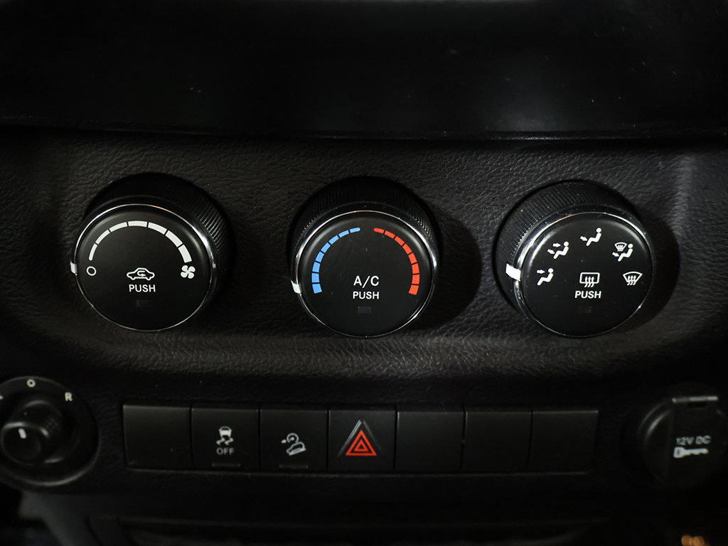 Used 2016 Jeep Wrangler Unlimited Sport w/ Quick Order Package 24S AWD/4WD image 31