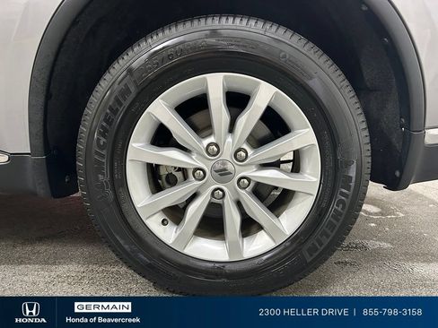 Used 2020 Dodge Durango SXT w/ 3rd Row Seating Group AWD/4WD image 14
