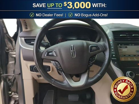 Used 2017 Lincoln MKC Premiere FWD image 18